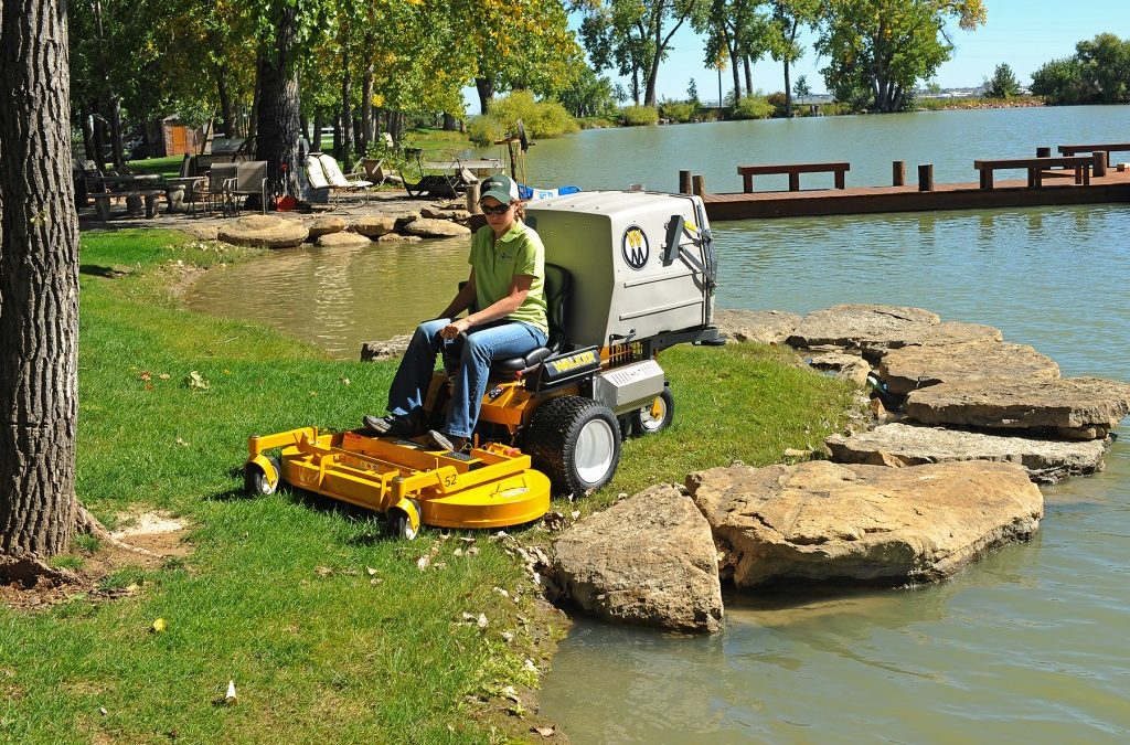 T25i-LH-F-Lake-1024×681